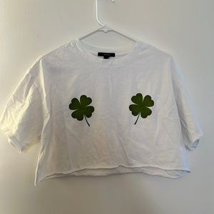 COPY - St. Patrick’s Day cropped tee. Size large